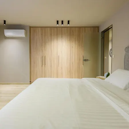 Apartment Louloudis Complex