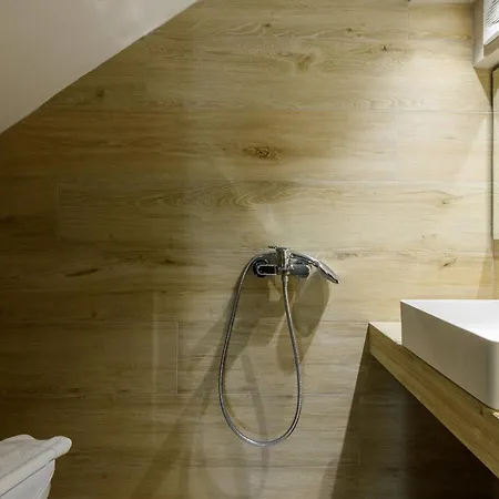 Louloudis Complex Apartment *