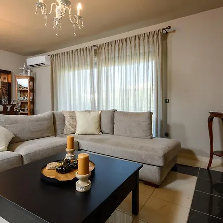 Louloudis Complex Λιμένας