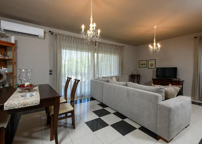 Louloudis Complex Appartement *
